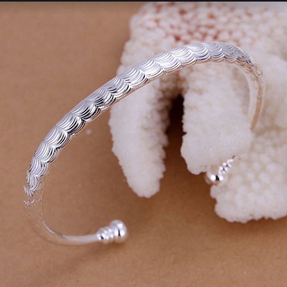 .925 Sterling Silver Bangle Cuff Fashion Bracelet
